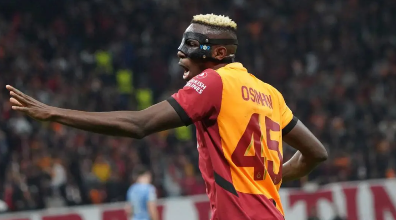 足球比赛中的运动员庆祝